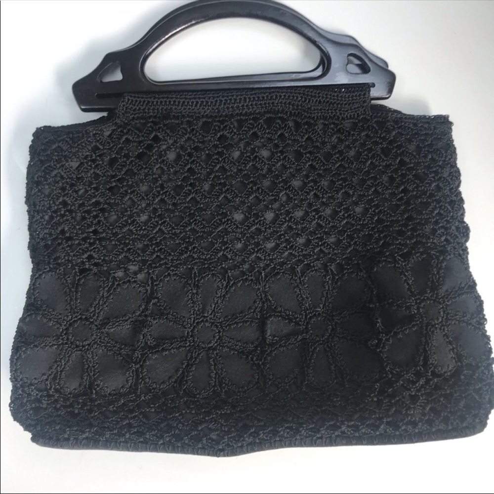Nine West black crochet wooden handle purse